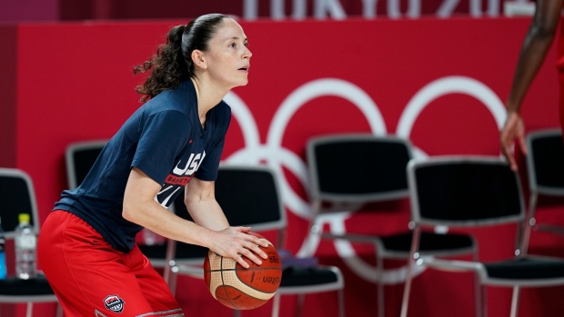Bird sees no hypocrisy in WNBA players staying on court for anthem at Olympics