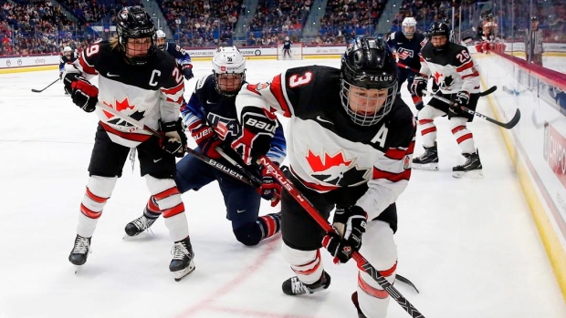 Jocelyne Larocque Marie-Philip Poulin, The Canadian Press Jocelyne Larocque Marie-Philip Poulin