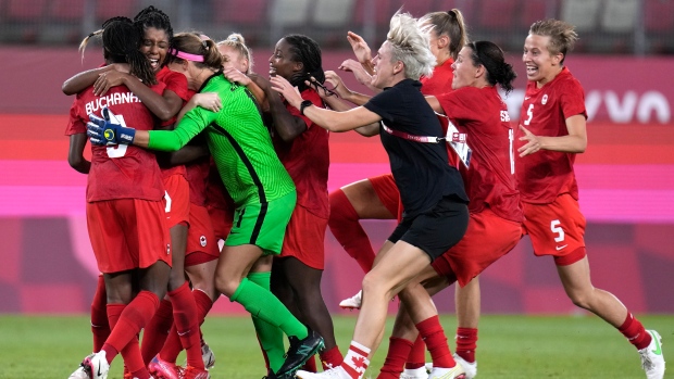 Team Canada celebrates win over USA