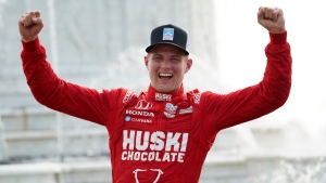 Ericsson wins rough IndyCar season-opening race