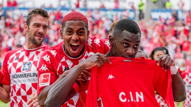 Mainz's Moussa Niakhate, The Canadian Press Mainz's Moussa Niakhate