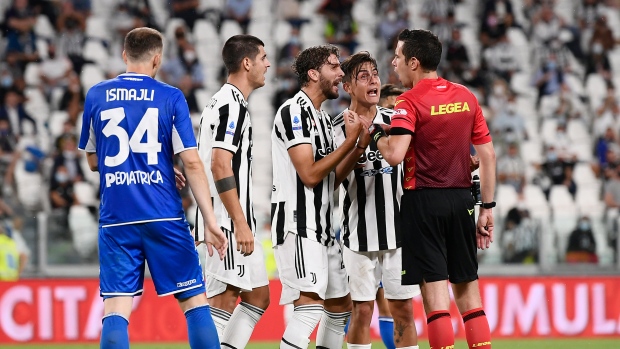 Juventus players argue 