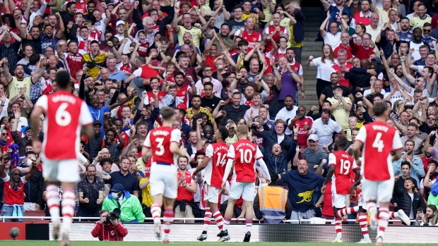 Pierre-Emerick Aubameyang and Arsenal Celebrate 