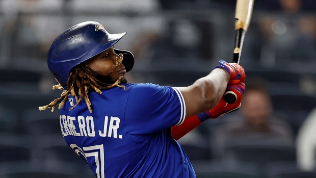 Guerrero Jr. takes over MLB home run lead as Blue Jays dominate 1st-place  Rays