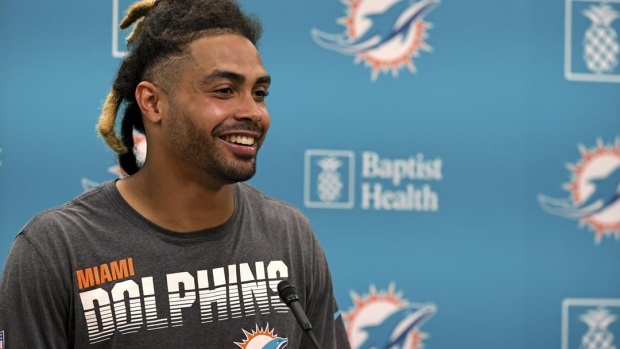 Welcome back: Fuller set to make his awaited Dolphins' debut Article Image 0