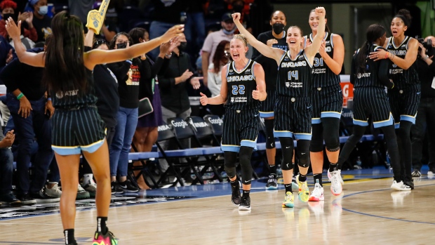 Chicago Sky celebrate, The Canadian Press Chicago Sky celebrate