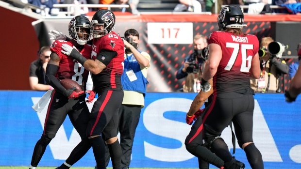 Atlanta Falcons celebrate , The Canadian Press Atlanta Falcons celebrate
