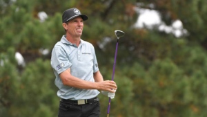 Alker leads PGA Tour Champions' playoff opener