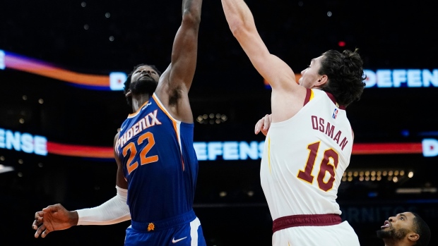 Deandre Ayton, Cedi Osman, The Canadian Press Deandre Ayton, Cedi Osman