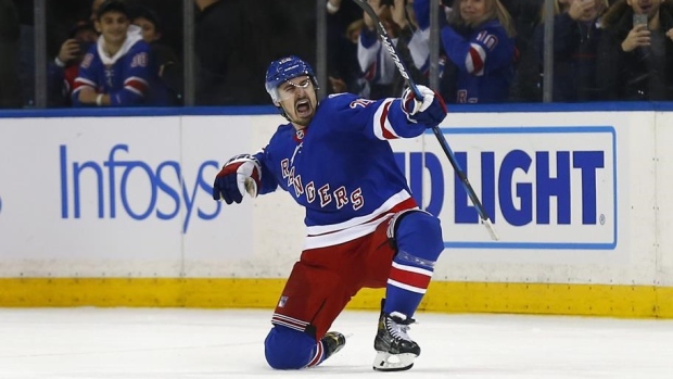 Rangers' Chris Kreider decision is obvious: Lock him up