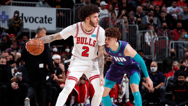 Lonzo Ball LaMelo Ball, Jeff Haynes/NBAE via Getty Images Lonzo Ball LaMelo Ball