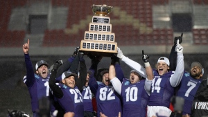 Western Mustangs top Saskatchewan Huskies in Vanier Cup 
