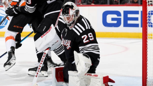 Mercer extends goal streak to 6 games, Devils roll Flyers