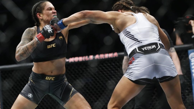 Julianna Pena Amanda Nunes, The Canadian Press Julianna Pena Amanda Nunes