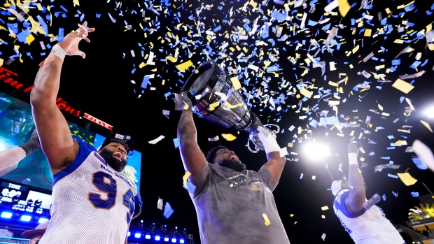 Winnipeg Blue Bombers celebrate