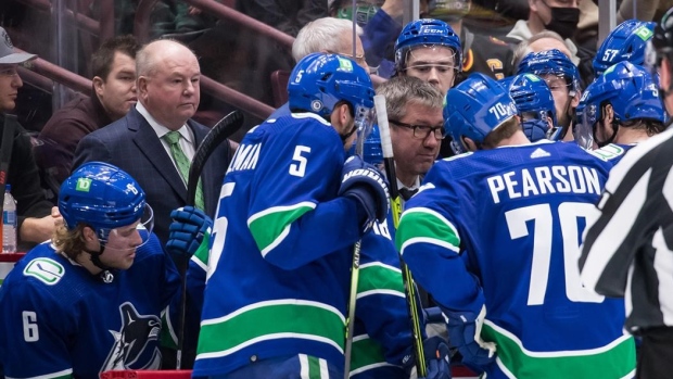 Bruce Boudreau Vancouver Canucks