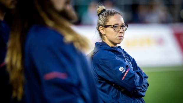 Catherine Raîche, Montreal Alouettes Catherine Raîche