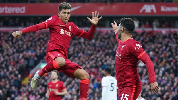 Roberto Firmino Alex Oxlade-Chamberlain