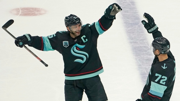 Mark Giordano and Joonas Donskoi