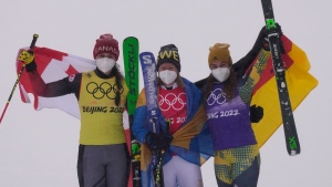 Thompson wins silver in women's ski cross