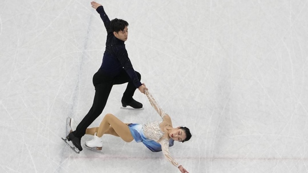 Sui Wenjing Han Cong, The Canadian Press Sui Wenjing Han Cong