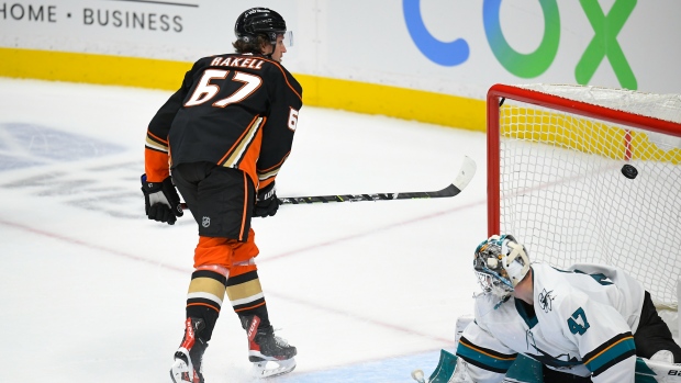 Zegras' goal helps Ducks top Coyotes, snap 11-game skid