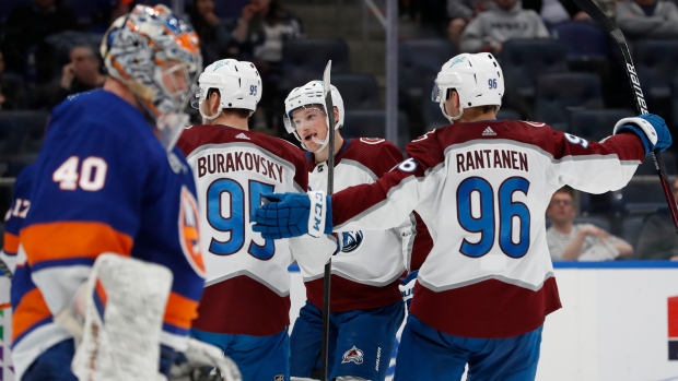 Brock Nelson, Semyon Varlamov find redemption in Islanders' 5-3 win