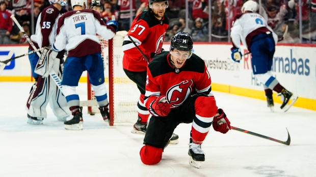 Devils score five unanswered to beat Avalanche - TSN.ca