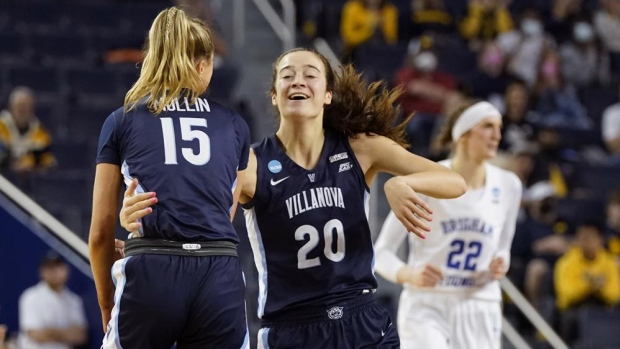 Villanova forward Maddy Siegrist and Brooke Mullin