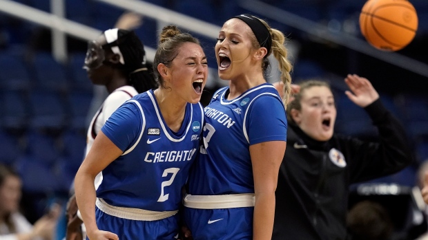 Tatum Rembao (2) Payton Brotzki (33)