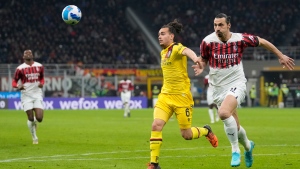 Zlatan signs one-year extension with Milan