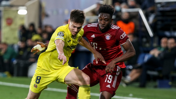 Villarreal's Juan Foyth and Bayern's Alphonso Davies