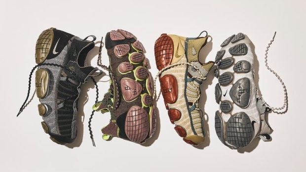 Nike ISPA Link and Nike ISPA Link Axis Nike ISPA Link and Nike ISPA Link Axis