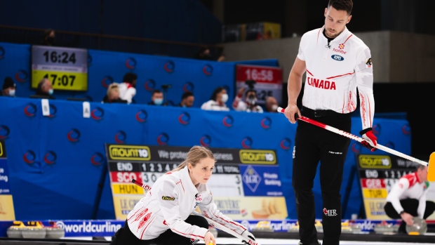 Jocelyn Peterman and Brett Gallant, © WCF / Celine Stucki Jocelyn Peterman and Brett Gallant
