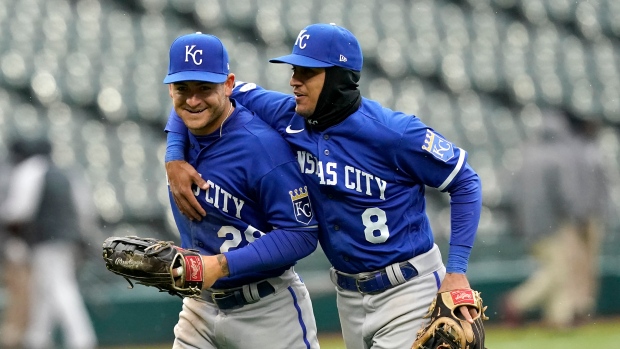 Royals CF Taylor is a finalist for second straight AL Gold Glove