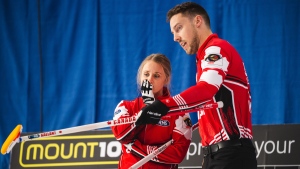 Norway knocks Canada out of mixed doubles curling world championship