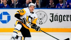 Crosby leaves in 2nd period of Penguins' 5-3 loss in Game 5 Article Image 0