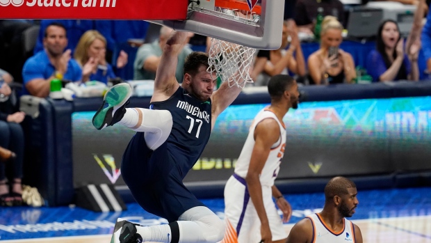 Jalen Brunson loses FIFA bet to Luka Doncic deciding his outfit at