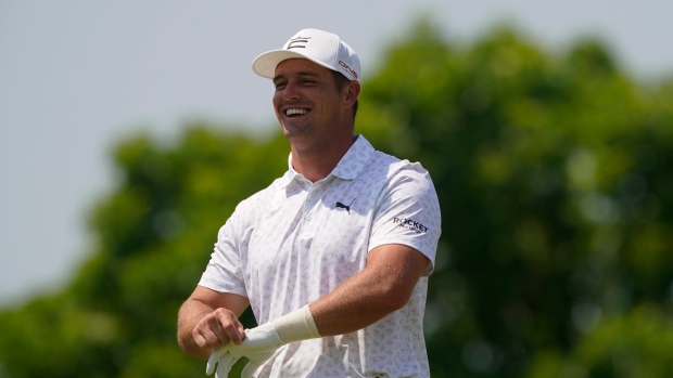 Mickelson, Bryson among 11 to file antitrust lawsuit vs. PGA Tour