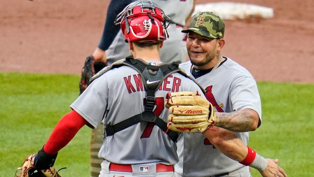 Yadier Molina and Andrew Knizner