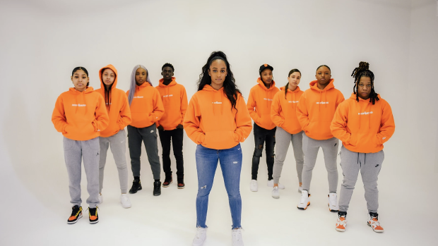 HOOP QUEENS HOOP QUEENS