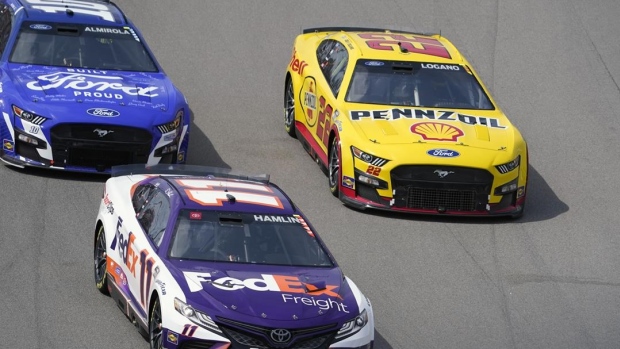 Hamlin vows to get even with Chastain after Gateway wreck Article Image 0