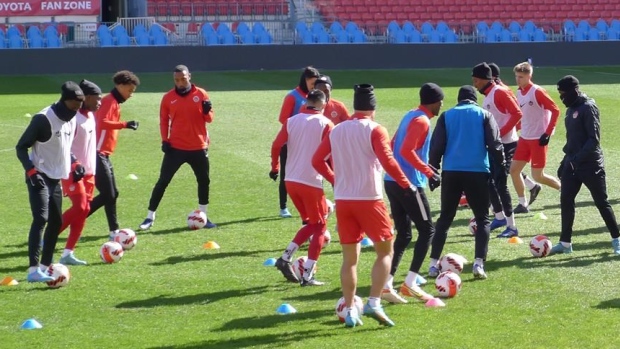 Canadian soccer players back training, but talks continue on new deal