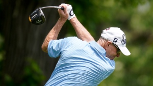 Flesch matches career-low with 62, rallies for Champions Tour win
