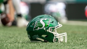 Roughriders bring back global punter Smith in trade with Stampeders 