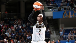 Copper, Williams help Sky rally from 19-down to beat Liberty