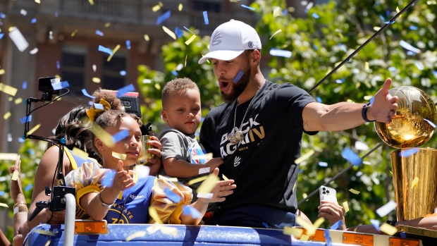 Steph Curry parade celecbration, The Canadian Press Steph Curry parade celecbration