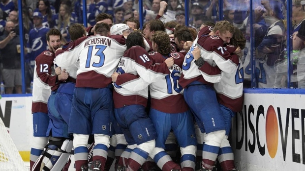 Colorado Avalanche celebrating