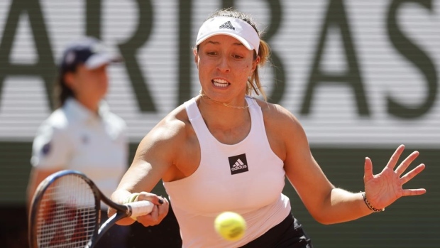 Pegula almost didn't go to Wimbledon; now she eyes 3rd round