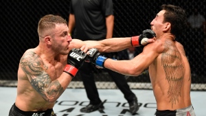 Volkanovski, Holloway to complete title trilogy at UFC 276